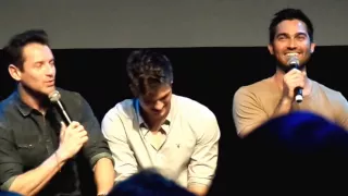 Ian Bohen, Daniel Sharman and Tyler Hoechlin talking about fanfiction @WereWolfCon