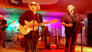 Max Baca y Los TexManiacs at Gruene Hall in New Braunfels, Tx. 05 Mar 2022