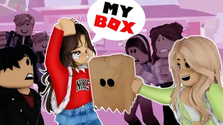 ROBLOX Brookhaven 🏡RP: Girl won't show face in school | School Love Story | Roblox Reality Plays