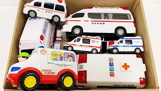 救急車（ミニカー）たちが坂道走る！緊急走行テスト！サイレン音あり☆ Ambulance minicar runs on a slope! Emergency driving test