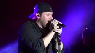 Chris Young - When She's On