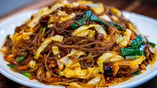 Flavor-Packed Chinese Cabbage Chow Fun Noodles