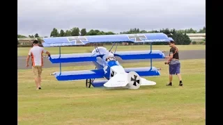 "SHORTEST TAKE OFF EVER" WITH MASSIVE 65% SCALE RC FOKKER DR1 TRIPLANE - LMA RAF COSFORD - 2017