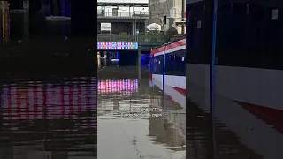 Unwetter in Süddeutschland: Bahnverkehr beeinträchtigt, Straßen überschwemmt