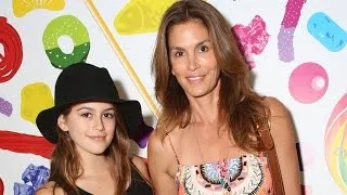 Cindy Crawford Worries About Daughter Kaia Modeling, Tells Her To 'Enjoy Carbs'