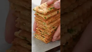 Perfect Cracker Recipe (Super Crispy)