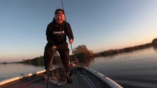 Sonny catching striper on the Deps 175 & Topwater California Delta