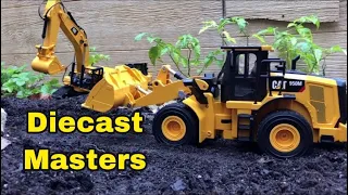 Diecast Masters 1/24 Construction Equipment