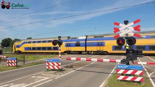 Spoorwegovergang Sint Odiliënberg 😍4K😍 // Dutch railroad crossing