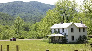 Exploring Abandoned West Virginia.