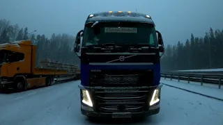 ПИТЕР, ЗАГРУЗКА БАНАНАМИ, НА НОВОЙ ВОЛЬВЕ, VOLVO FH