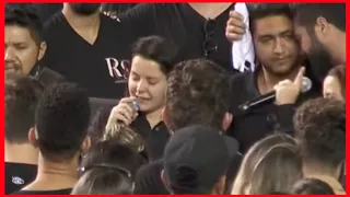 MAIARA E MARAISA CANTANDO NO VELÓRIO DA MARÍLIA MENDONÇA