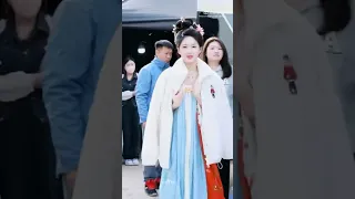 [vid] Zhao Lusi at The Legend of Jewelry filming set