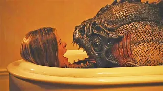 Wildlife Mutant Fish Traces Released Chemicals To Lady's Bathtub |PIRANHA 3DD