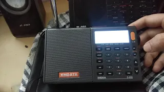 TECSUN PL-660 vs XHDATA D-808 on shortwave