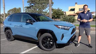 Is the NEW 2022 Toyota RAV4 Hybrid a BETTER compact SUV than a Honda CR-V?