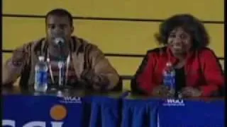 Kanye West sings for his mom