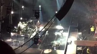Muse concierto movistar arena santiago chile octubre 2015 HD 60fps Psycho-reapers- plug in baby