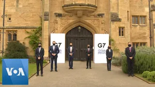 G-7 Health Ministers Pose for Family Photo