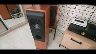 KEF Reference Model One-Two