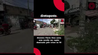 Dino foi filmado entrando no Complexo de Favelas da Maré, uma das áreas mais perigosas do Brasil