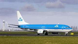 Emergency crash landing KLM Air Boeing 777 at Amsterdam Airport