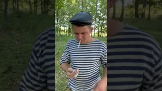 Сын с батей заблудились в лесу😂 #shorts