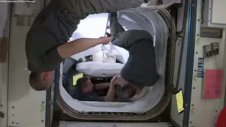 SpaceX Demo-2: Crew Dragon Hatch Closure