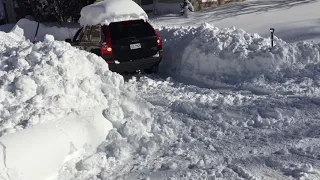 Volvo XC-90 AWD slipping through the snow