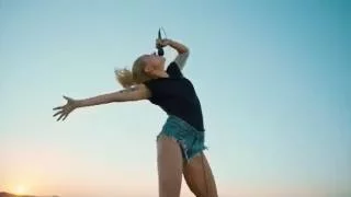 Lady Gaga   Perfect Illusion (Official Video)