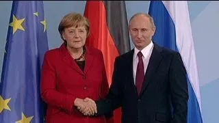 Merkel ve Putin Suriye gündemi ile bir araya geldi