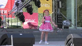 Фестиваль популярной музыки "Городок-на-Оби" 2019) Открытие и детский вокальный конкурс.