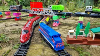 Search and Assemble Classic Train Toys, Trains Transport Garbage Trucks, containers