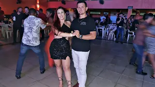 CHAMEGO GOSTOSO - DANÇANDO FORRÓ NO BAILÃO DO CRISTIAN E ANDERSON (VANERÃO)