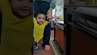 Baby's First Steps and father's reaction is priceless 😍 #Billion@6MonthsOld #ArmyBrat