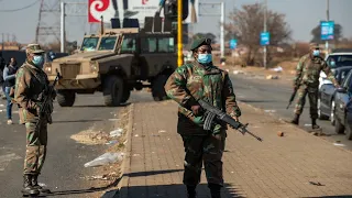 South Africa sends more troops as death toll from unrest rises to 117 • FRANCE 24 English