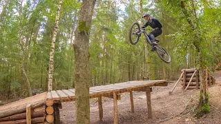 Enduro oder Downhill Bike? Alle Strecken Flowtrail Stromberg: Wild Hog & No Jokes | Fabio Schäfer