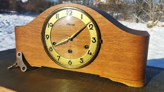 Часы каминные настольные с четвертным боем фирмы Kieninger