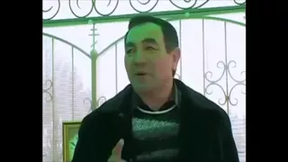 Мусульманин на могилке   Праведного Отрока Вячеслава.