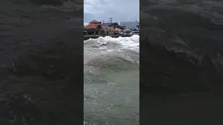 Ganito kalakas ang alon na nagpalubog sa barko ng Montenegro na Maria Helena #shorts