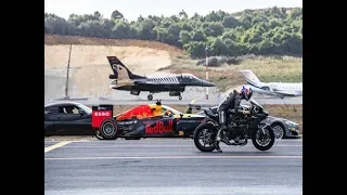 ▶️ Carrera entre coches, una moto y un caza de combate en Estambul