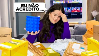 ABRINDO E AVALIANDO AS COMPRAS INÚTEIS DA MINHA MÃE * AFF!!