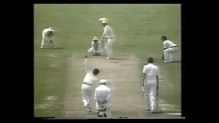 ENGLAND v INDIA 2nd TEST MATCH DAY 3 OLD TRAFFORD JUNE 26 1982 GEOFF MILLER DILIP DOSHI BOB WILLIS