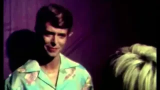 BOWIE ~ GLASGOW '78 interview clip