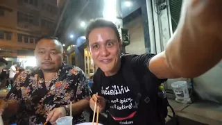 13  Extreme Thai Street Food   CRAZY TOM YUM Late Night Food Tour in Bangkok, Thailand!