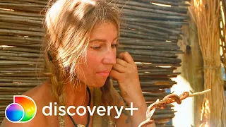 Marissa caça uma cobra para se alimentar | Largados, Pelados e Abandonados | Discovery Brasil