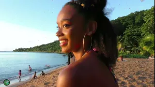 Une petite ballade sur la plage de Deshaies en Guadeloupe