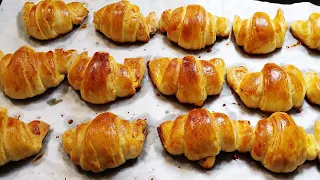 If you have 1 egg, milk and flour! preparing these CROISSANTS in a simple and super tasty way.