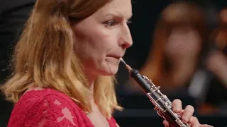 Alexey Shor's "Oboe concerto in Bb" performed by Celine Moinet