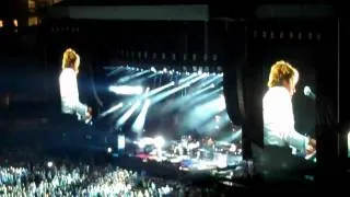 Paul McCartney - Golden Slumbers / Carry That Weight / The End - LIVE at Yankee Stadium 7.16.11